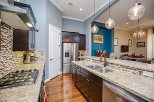 1025 W 21st St, Houston, TX 77008 - Photo 18