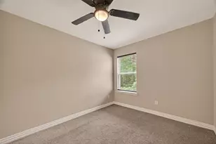 8725 Compton St, Houston, TX 77016 - Photo 22