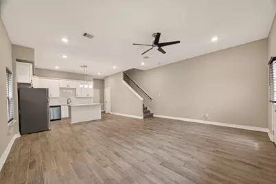 8725 Compton Street, Houston, TX 77016 - Photo 6