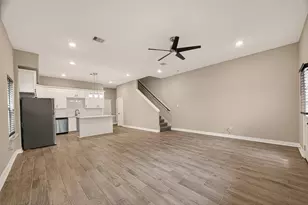 8725 Compton St, Houston, TX 77016 - Photo 6