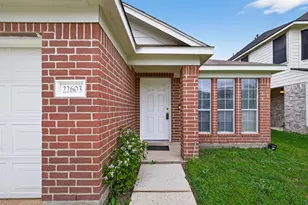 22603 Spring Crossing Dr, Spring, TX 77373 - Photo 2