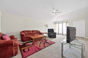 22603 Spring Crossing Dr, Spring, TX 77373 - Photo 4