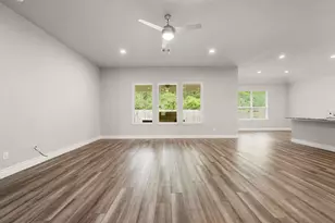 31214 Raleigh Creek Dr, Tomball, TX 77375 - Photo 8
