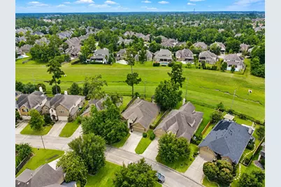 79 W Wading Pond Circle, The Woodlands, TX 77375 - Photo 36