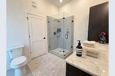 2000 Riverside Farms Road #21102, Austin, TX 78741 - Photo 8