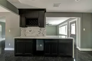 8103 Schaffer Ln, Houston, TX 77070 - Photo 10