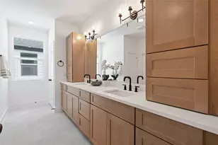 1031-1033 S Victory Dr, Houston, TX 77088 - Photo 22