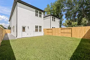 1031-1033 S Victory Dr, Houston, TX 77088 - Photo 16
