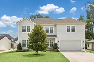 1235 Thornton Rd, Houston, TX 77018 - Photo 2