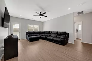 9830 Kingston Liberty Ln, Baytown, TX 77521 - Photo 20