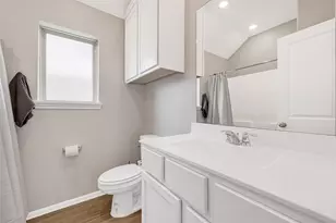9830 Kingston Liberty Ln, Baytown, TX 77521 - Photo 6