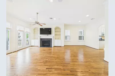 11025 Sherwood Grove, Houston, TX 77043 - Photo 12