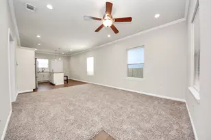 3703 Lila St, Houston, TX 77026 - Photo 10