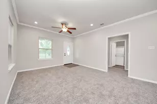 3703 Lila St, Houston, TX 77026 - Photo 12