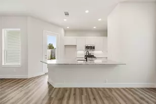 13439 Sun Cay Dr, Houston, TX 77047 - Photo 6