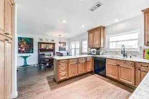 15907 Diana Ln, Houston, MS 77062 - Photo 14