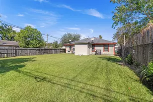 5802 Hartwick Rd, Houston, TX 77016 - Photo 16