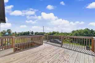 206 19th St, Dickinson, TX 77539 - Photo 38