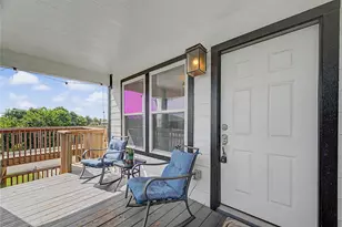 206 19th St, Dickinson, TX 77539 - Photo 4