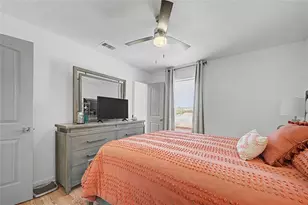 206 19th St, Dickinson, TX 77539 - Photo 26
