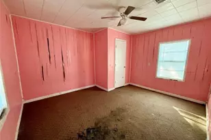 811 S Fenner Ave, Cleveland, TX 77327 - Photo 10