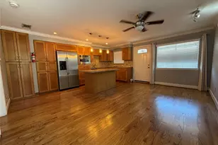 1447 Heights Blvd, Houston, TX 77008 - Photo 2