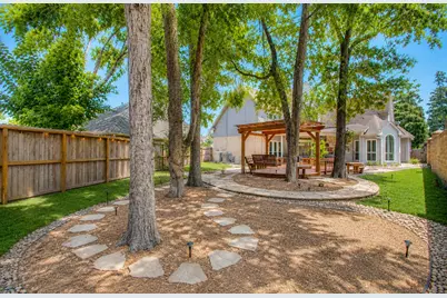 14142 Champion Village Drive, Houston, TX 77069 - Photo 32