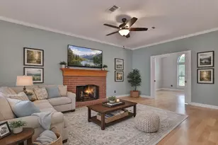 110 Rosewood St, Lake Jackson, TX 77566 - Photo 12