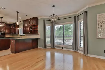 110 Rosewood Street, Lake Jackson, TX 77566 - Photo 16