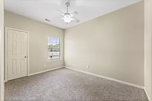 4536 Mallow St, Houston, TX 77051 - Photo 10