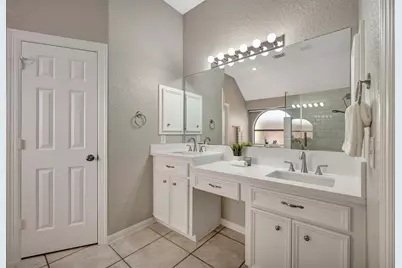 317 Oak Creek Drive, League City, TX 77573 - Photo 24