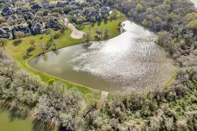 317 Oak Creek Drive, League City, TX 77573 - Photo 48