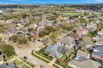 317 Oak Creek Drive, League City, TX 77573 - Photo 42