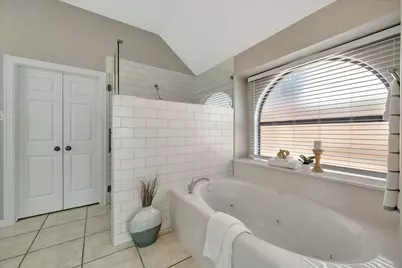 317 Oak Creek Drive, League City, TX 77573 - Photo 22