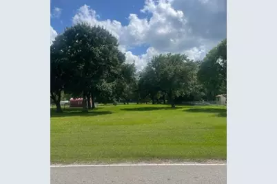 3747 Country Road 962, Alvin, TX 77511 - Photo 1