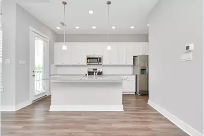 713 Strawberry Pines Court, Houston, TX 77009 - Photo 6
