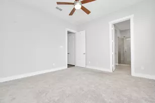 713 Strawberry Pines Ct, Houston, TX 77009 - Photo 28