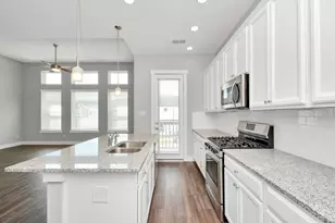 713 Strawberry Pines Ct, Houston, TX 77009 - Photo 24
