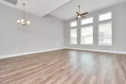 713 Strawberry Pines Court, Houston, TX 77009 - Photo 12