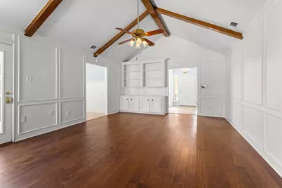 6502 Castle Lane Drive, Houston, TX 77066 - Photo 12