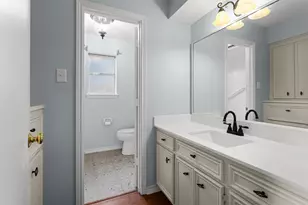 6502 Castle Ln Dr, Houston, TX 77066 - Photo 34