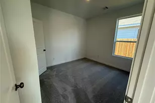 1939 Stargazer Ln, Angleton, TX 77515 - Photo 14