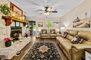 188 Huckleberry Rd, Onalaska, TX 77360 - Photo 6