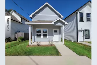 16684 E Ivanhoe, Montgomery, TX 77316 - Photo 1