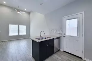 16684 E Ivanhoe, Montgomery, TX 77316 - Photo 8