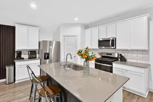 7907 Sleek Flock Ln, Rosharon, TX 77583 - Photo 4