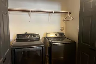 12930 Iris Garden Ln, Houston, TX 77044 - Photo 34