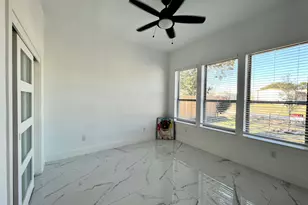 10127 Grover Ln, Houston, TX 77041 - Photo 6