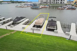 168 Lake Point Blvd, Conroe, TX 77356 - Photo 2