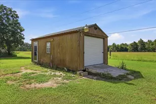 14183 Craigen Rd, Beaumont, TX 77705 - Photo 26